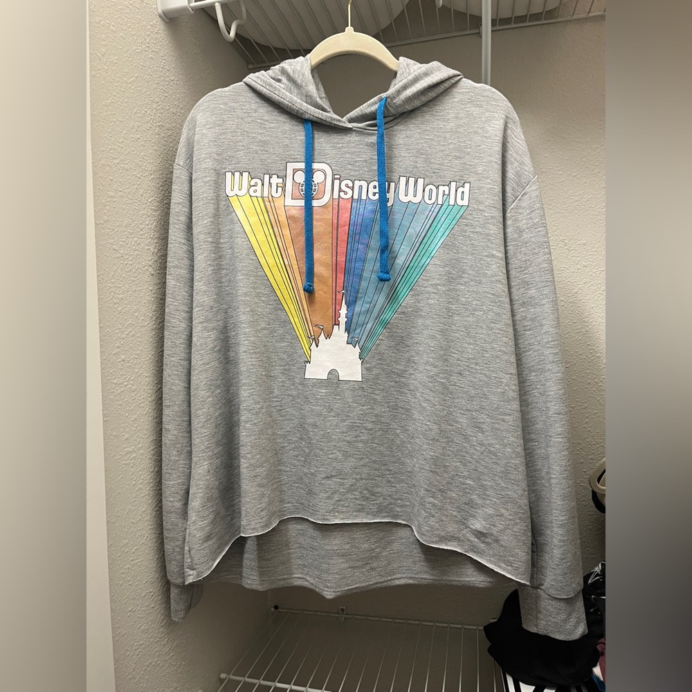 WDW pullover 👑✨ - Picture 5 of 5
